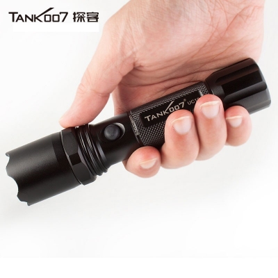 tank007新款UC19超遠(yuǎn)射大功率遠(yuǎn)程戶外狩獵執(zhí)勤，執(zhí)法，巡邏直充手電筒