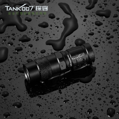 tank007探客便攜防狼超亮迷你照玉手電戶外徒步露營(yíng)E18小手電筒